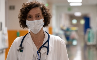 La doctora Marta Navarro a l'Hospital Taulí | Roger Benet 